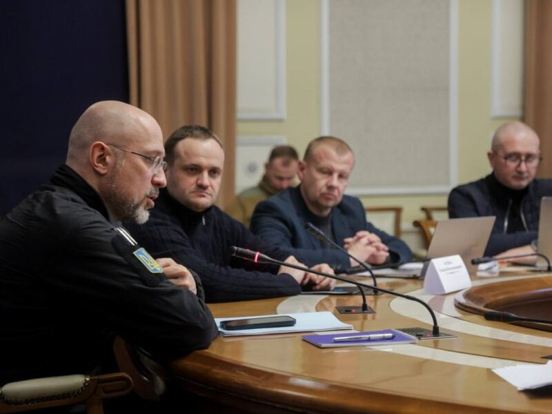 “Світло повернули”: Шмигаль назвав причину аварії