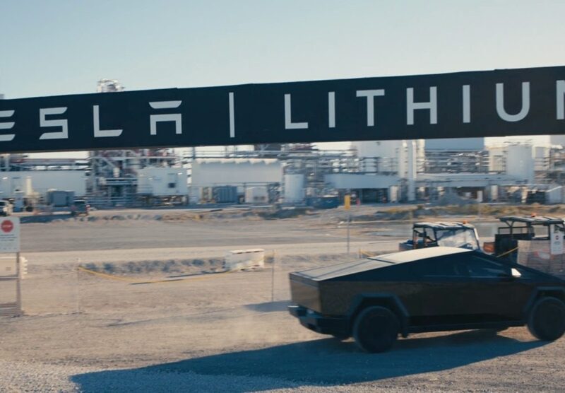 Tesla запустила перший у США завод із переробки літієвої руди