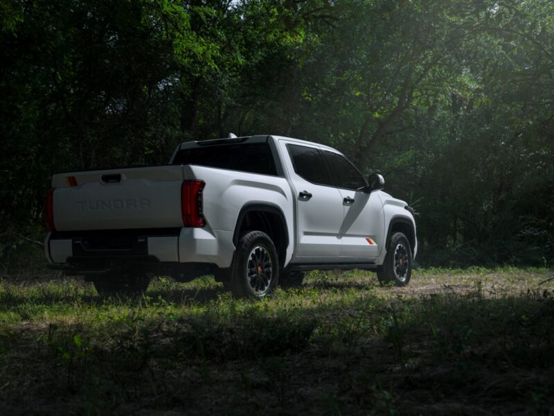 Toyota відкликає близько 162 тисяч авто