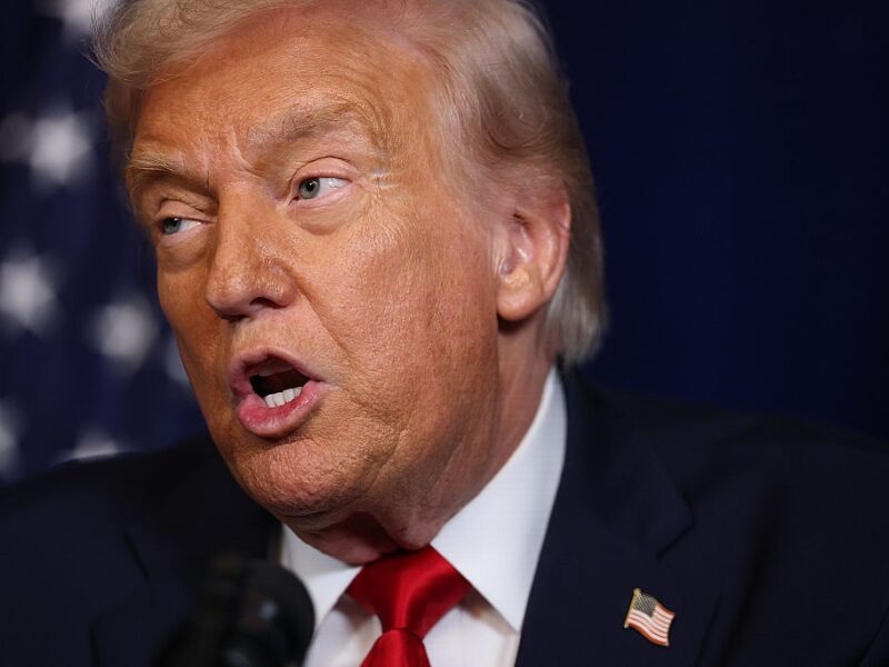 Трамп пригрозив Ірану “діями” за вбивства протестувальників