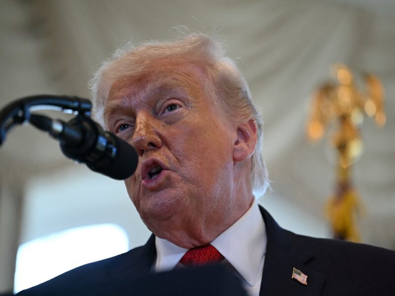 Трамп пригрозив митами країнам, які будуть проти анексії Гренландії