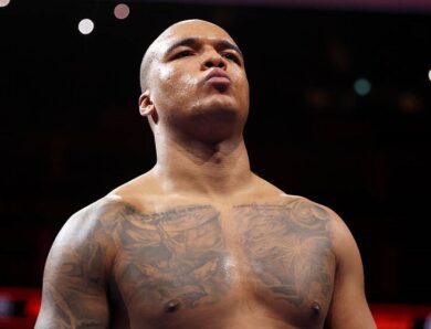 Тренер дав оцінку можливому бою Вордлі та Усика