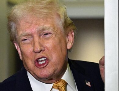 Це чудово: Трамп привітав падіння долара США до чотирирічного мінімуму