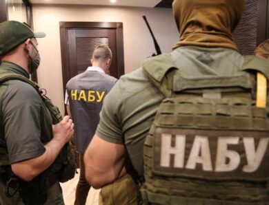 Цифрові докази проти СБУ як смартфони бізнесмена Якимця викрили мережу інформаторів у спецслужбі