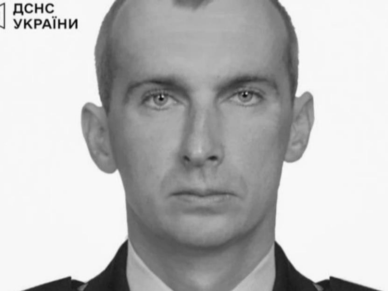 У Києві помер рятувальник, який потрапив під повторний удар РФ