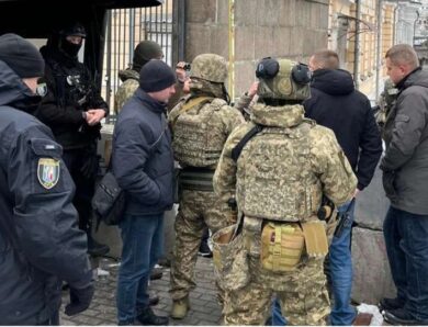 У справі про хабарі за голосування фігурують понад 30 депутатів Слуги народу