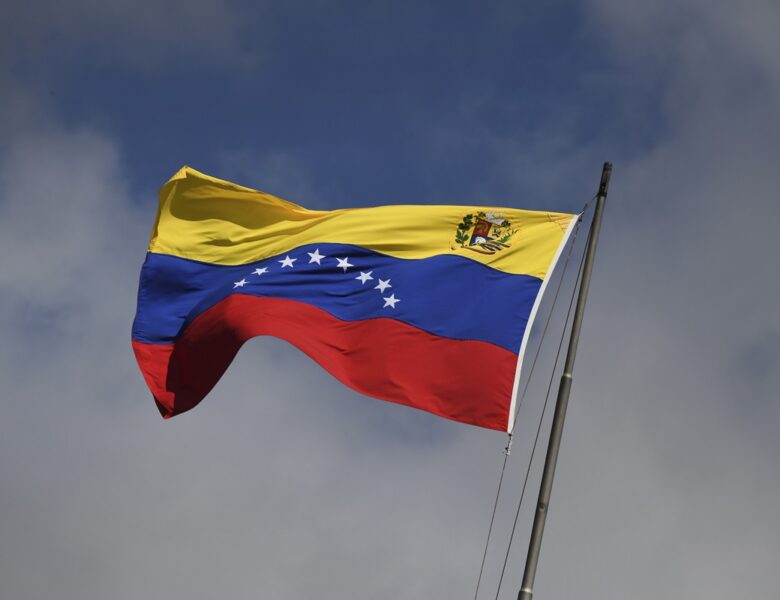 У Венесуелі почали звільняти політичних в&rsquo;язнів
