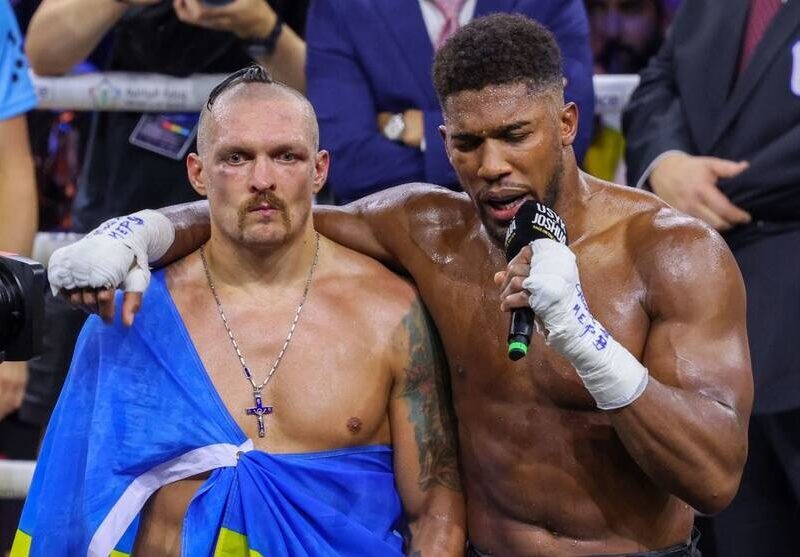 Усик висловився про майбутнє Джошуа після смертельної ДТП
