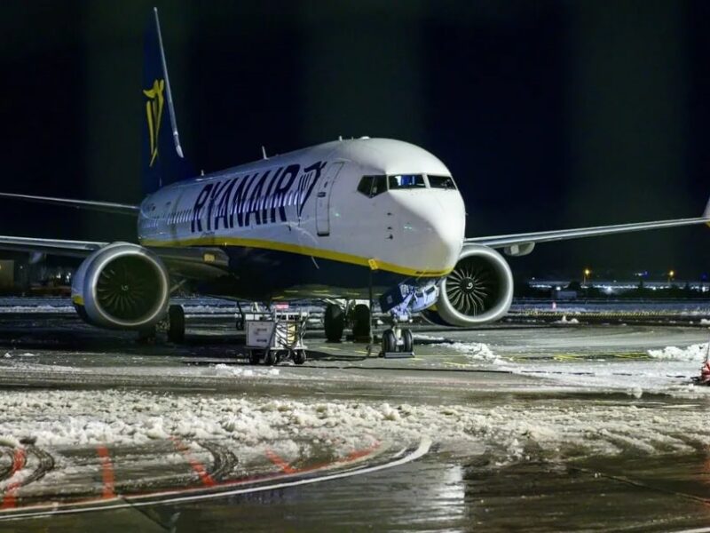 В аеропорту польського Гданська скасовано десятки рейсів