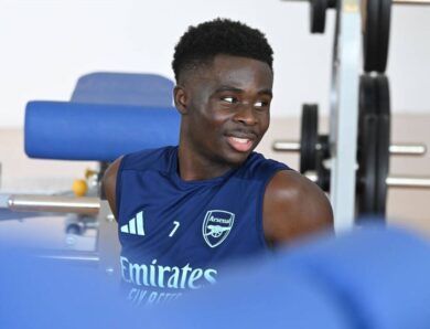 Вінгер Арсеналу залишився вірним рідному клубу, продовживши контракт