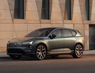 Volvo представила електрокроссовер EX60