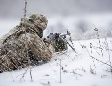 Ворог штурмує кордон на Харківщині – Трєгубов