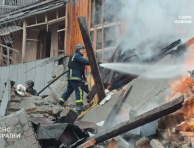 Цинічний удар по Харкову: ракети влучили у житловий сектор