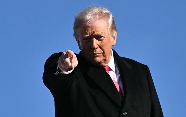 Європа має зосередитися на війні в Україні, а не на Гренландії – Трамп