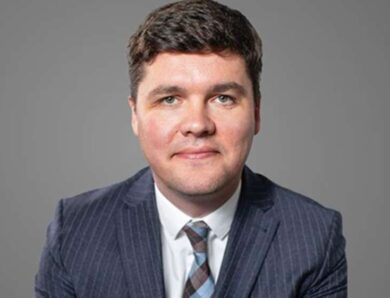 З лави підсудних — у радники обвинувачений у корупції Олександр Візір працевлаштувався в УРМ