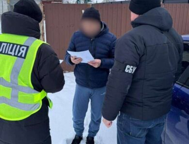 Замість ремонту — махінація як підробні акти на 1,9 мільйона гривень дозволили незаконно викупити комунальні приміщення в Києві