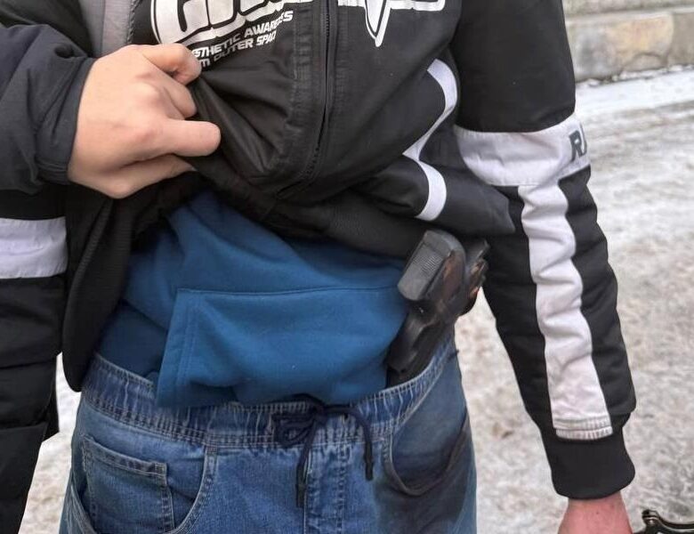 Затримано киянина, який нападав на обмінники” з іграшковим пістолетом