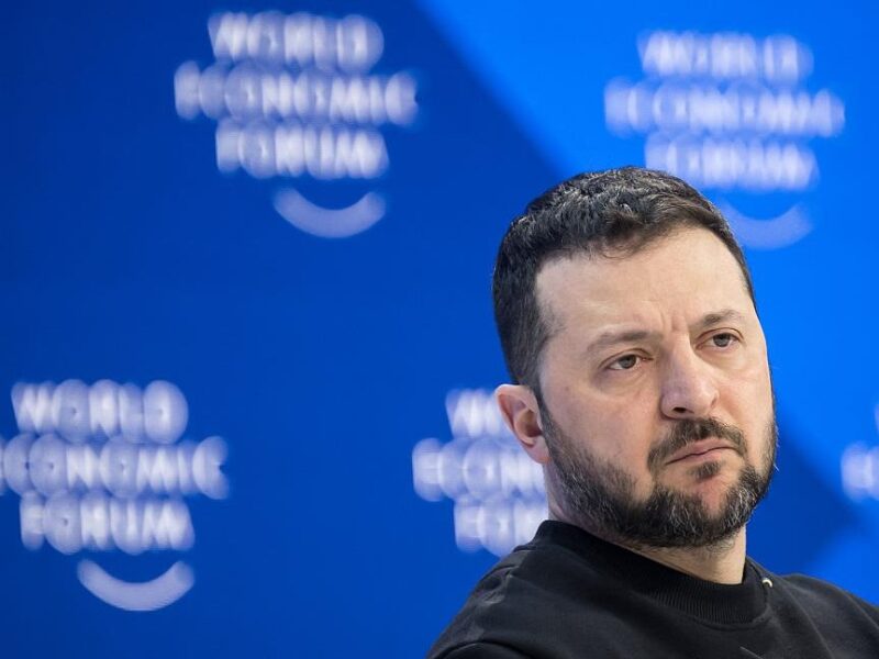 Зеленський прибув з візитом до Швейцарії