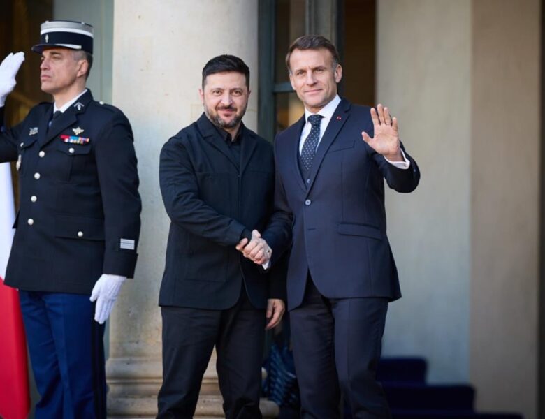 Зеленський провів зустріч із Макроном у Парижі