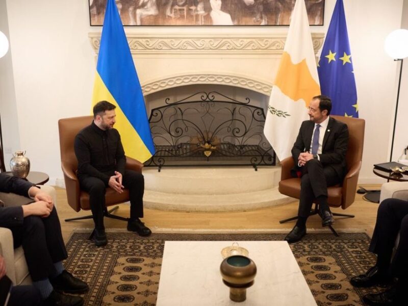 Зеленський зустрівся з президентом Кіпру