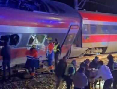 Зіткнення швидкісних потягів в Іспанії: деталі трагедії