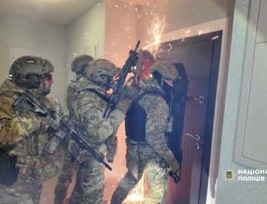 Екс-«смотрящі» Київського СІЗО створили банду викрадачів і грабіжників