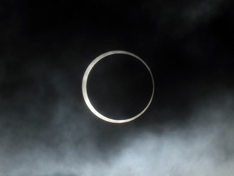 Антарктиду накриє кільцеподібне затемнення