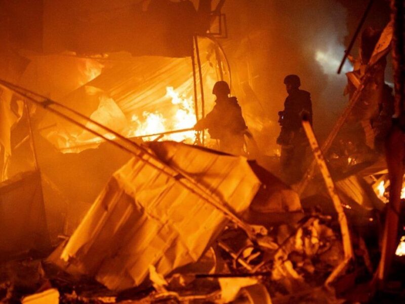 Атака дронів на Одесу: пошкоджена 9-поверхівка