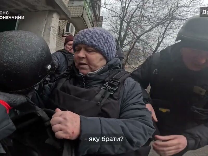 На Донеччині триває евакуація: “Фенікс” вивозить людей з Дружківки