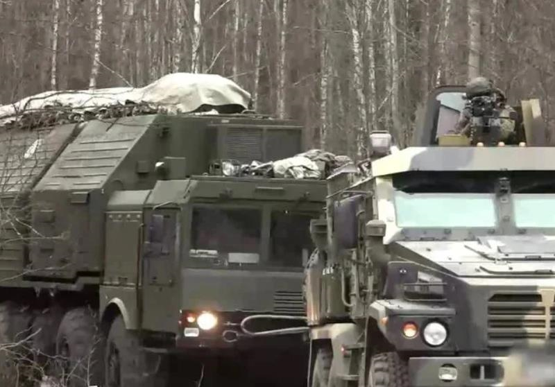 Білорусь будує військову базу для Орешника – ЗМІ