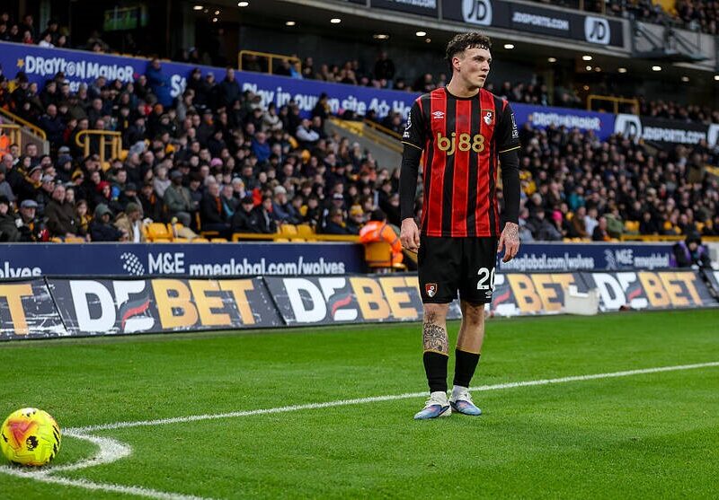 Борнмут викупить захисника у Мілана за 19 млн євро