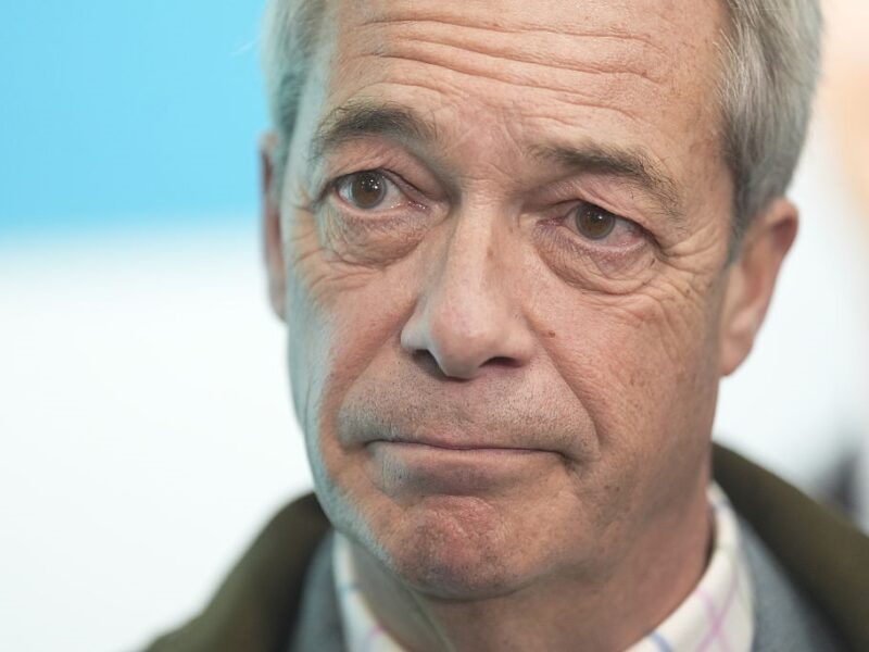 Британські та французькі ультраправі дистанціюються від Путіна