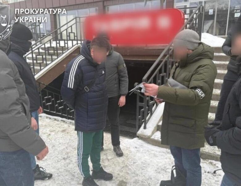 Бронь за $5000: на Прикарпатті викрили схему з продажу посад в Укрзалізниці