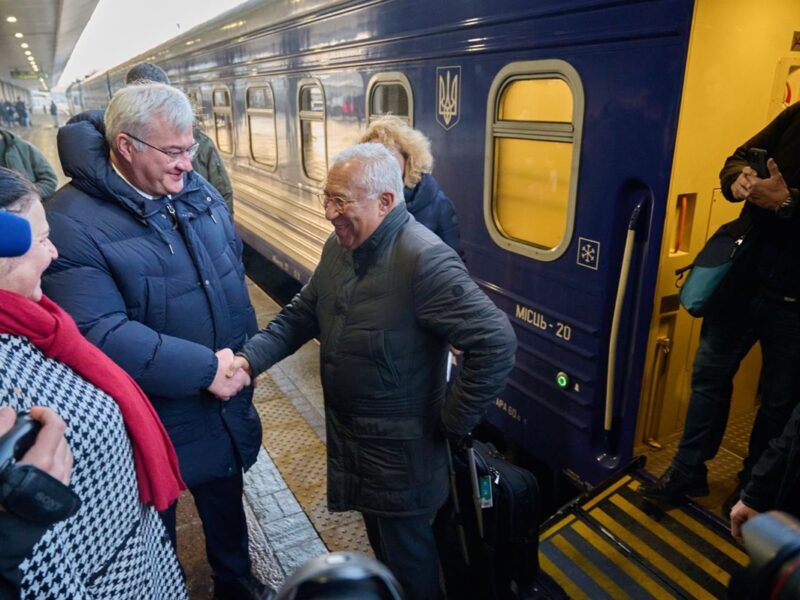 До Києва прибули 11 високих зарубіжних гостей