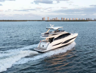 До Росії доставили 160 яхт в обхід санкцій через британські офшори