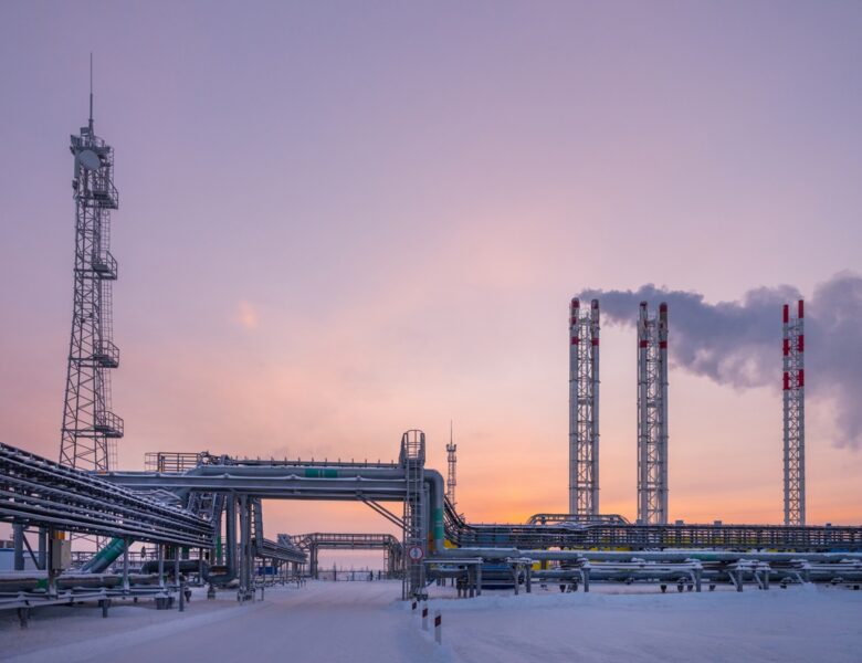 Доходи Росії від енергоресурсів за чотири роки впали на 27% – CREA