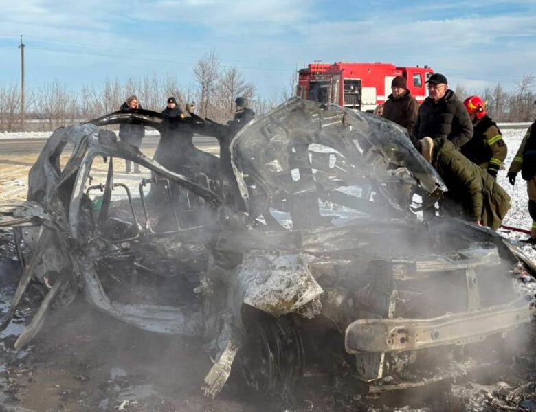 Дрон РФ влучив в авто сімейної медицини на Ізюмщині, є загибла та поранені