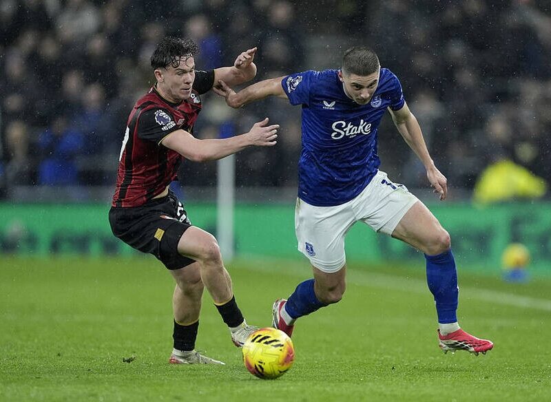 Евертон Миколенка не впорався з Борнмутом