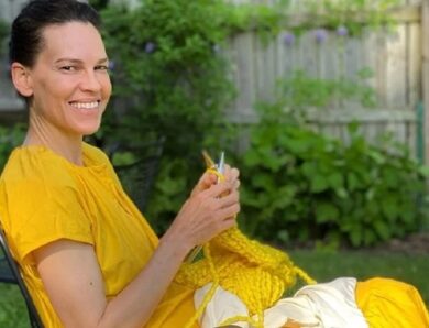 Гіларі Свенк зачитала поезію на підтримку українських дітей