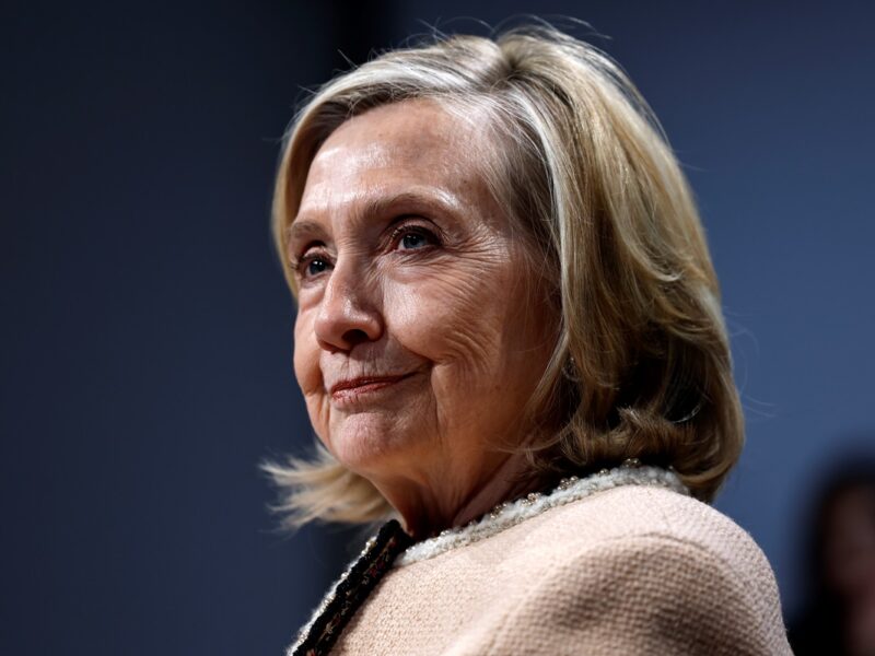 Гілларі Клінтон дала свідчення у Конгресі по справі Епштейна