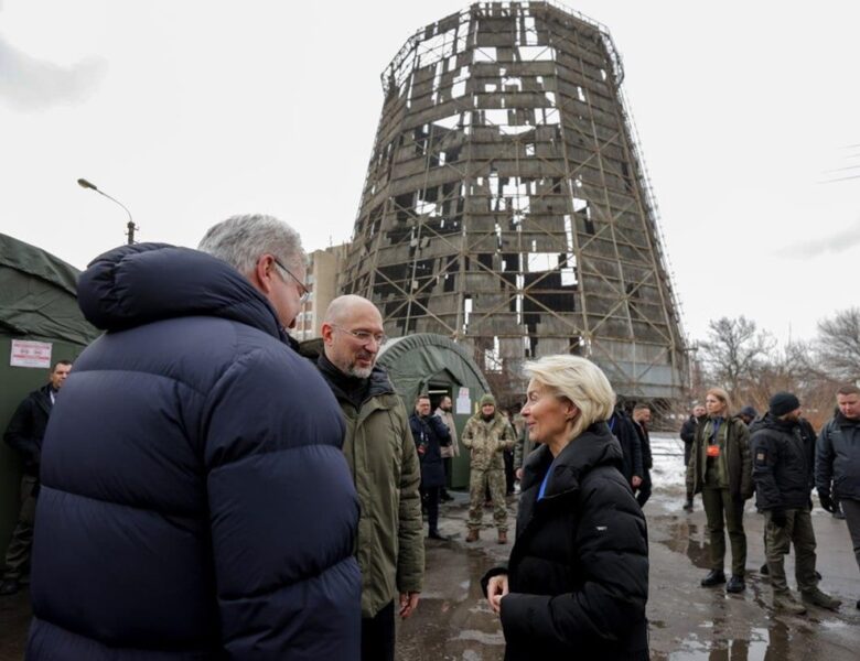 Глави іноземних урядів відвідали одну з пошкоджених Росією ТЕЦ Києва