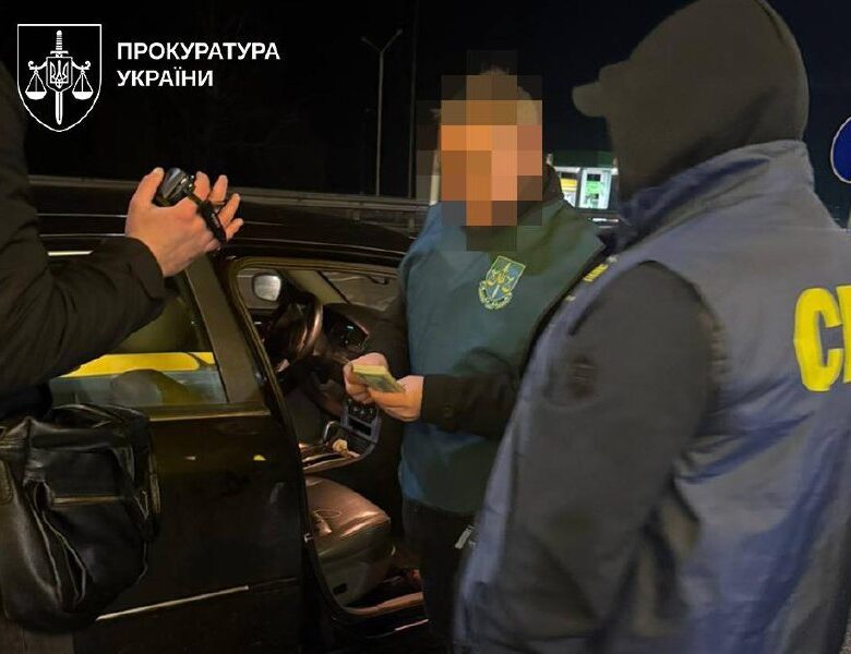 Керівників оборонних держпідприємств викрили на “продажу” бронювання