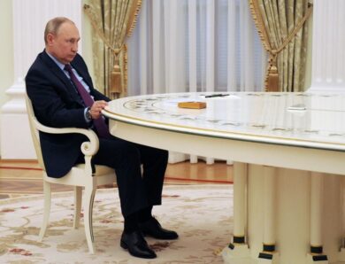 Кремль скасував карантин для зустрічей із Путіним – ЗМІ