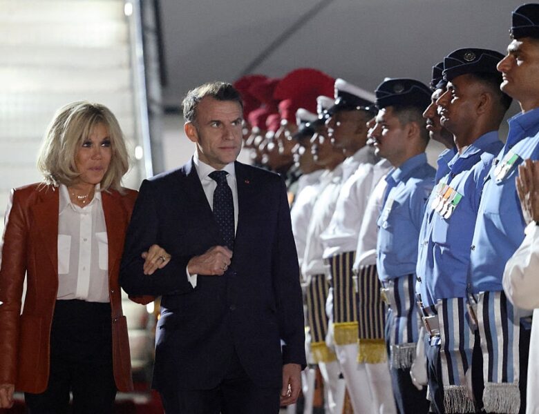 Макрон прилетів в Індію, щоб обговорити з Моді угоду про винищувачі