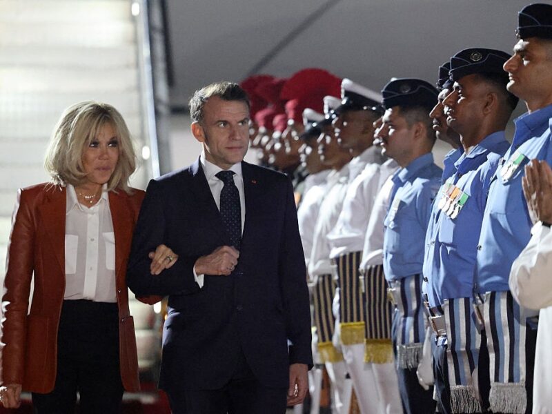 Макрон прилетів в Індію, щоб обговорити з Моді угоду про винищувачі