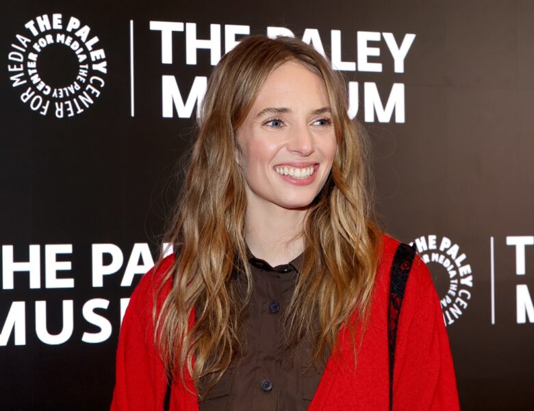 Мая Гоук вийшла заміж у День закоханих: камерне весілля в Нью-Йорку