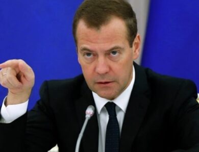 Медведєв зробив заяву на тлі завершення “ядерного договору” зі США