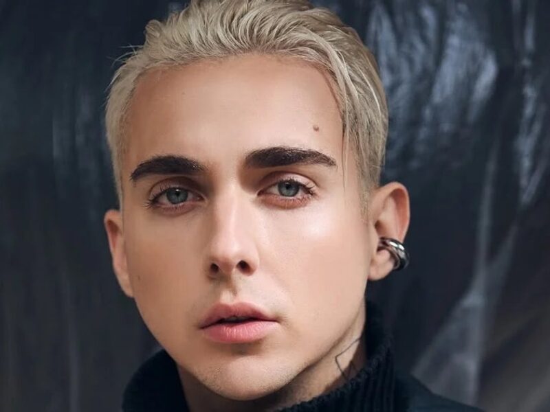 MELOVIN уперше висловився про розрив із нареченим-військовим