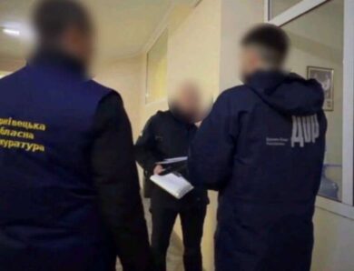 Мільйони за непридатні стіни на Буковині топпосадовець ДСНС відмив 20 мільйонів гривень на закупівлі квартир