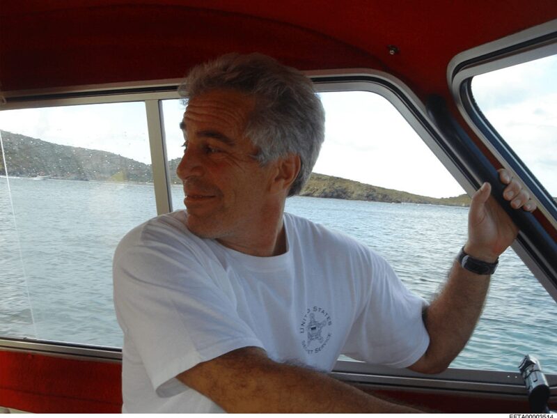 Мін&rsquo;юст США не знайшов підстав для нових обвинувачень у справі Епштейна